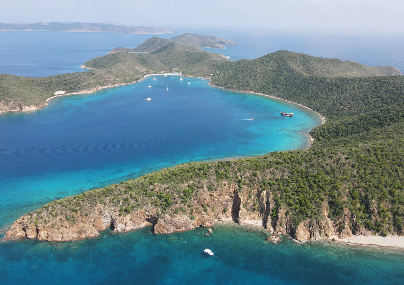Norman Island zona di Treasure Cove (foto dal web)